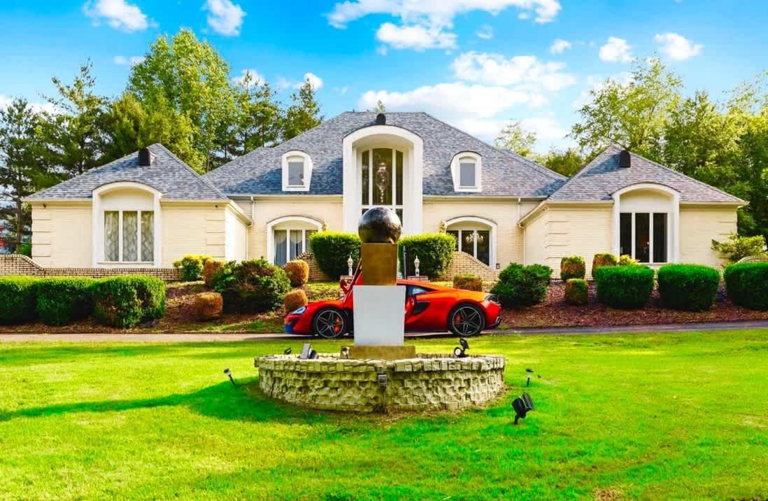 فيلا Gated Mansion - Basketball Court Movie Theater Views Big Stone Gap المظهر الخارجي الصورة