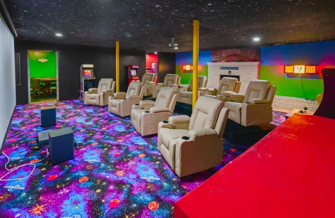 فيلا Gated Mansion - Basketball Court Movie Theater Views Big Stone Gap المظهر الخارجي الصورة