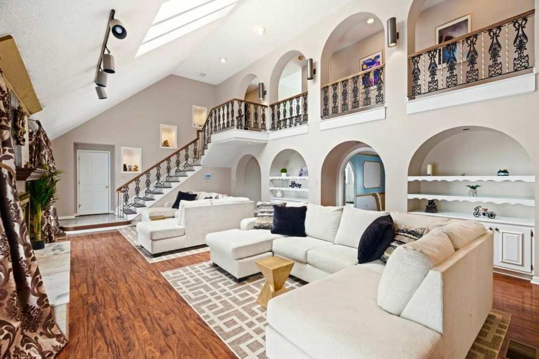 فيلا Gated Mansion - Basketball Court Movie Theater Views Big Stone Gap المظهر الخارجي الصورة